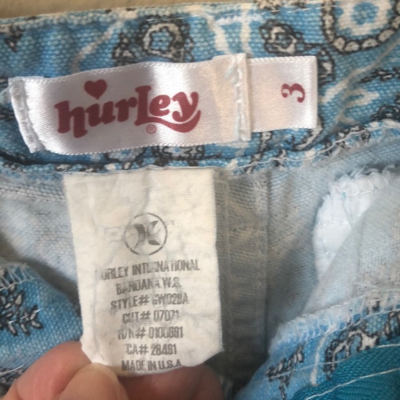 Hurley Y2K Sky Blue and White Low Rise Floral Shorts - Size 3 Juniors - Picture 7 of 8